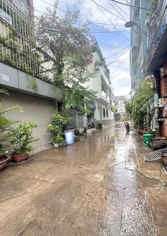BÁN NHÀ SÁT HUƠ.G LỘ 3 - AEO.N MAILL TPHU - HẺM XE HƠI - ( 4X16M )
