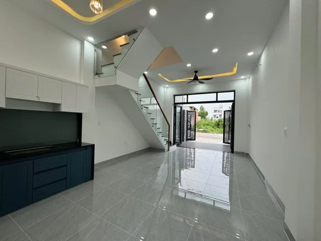 Bán gấp căn nhà dt 65m² thổ cư 65m² giá 4.15 tỷ tại Xã Bà Điểm, Huyện Hóc Môn TP. Hồ Chí Minh