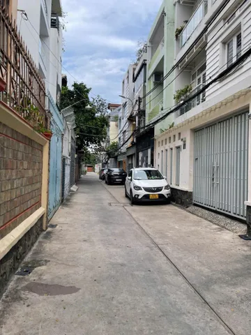 Bán Nhà Nguyên Căn cách Sân Bay Chỉ 10 phút đi xe