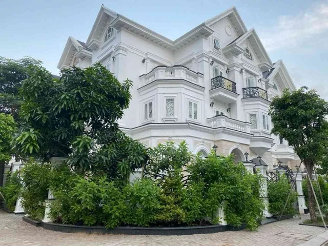 VIP BIỆT THỰ 2 MẶT TIỀN CITY LAND - GIÁ 72TỶ -  SỔ HỒNG RIÊNG - KẾ PHẠM VĂN ĐỒNG - EMART - NƠI ĐÁNG SỐNG CHO NGƯỜI ĐẲNG CẤP.