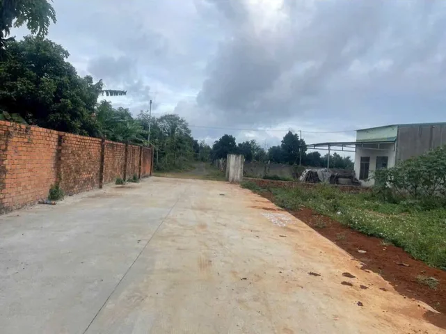 Đất Tân An sau uỷ ban Phường Tân An mới
Dt: 14,5*23 - TC:70m2