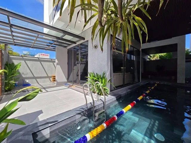 🏡 CẦN BÁN VILLA CAO CẤP PHAN BÁ VÀNH – HỒ BƠI ĐẸP – FULL NỘI THẤT – DÒNG TIỀN 90TR/THÁNG 🏡