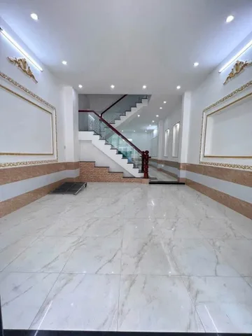 Nhà tốt chốt ngay DT 80m2 SHR sang tên ngay, giá chỉ 2T540,