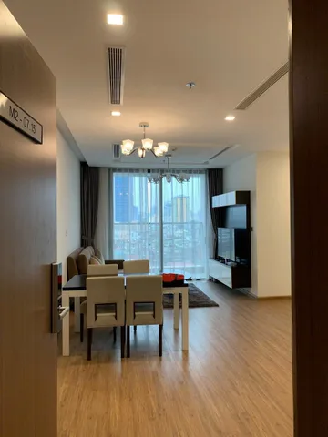 Cho thuê căn hộ CC Vinhomes Metrooplis Ba Đình 80M, 2PN FULL ĐỒ, VIEW HỒ