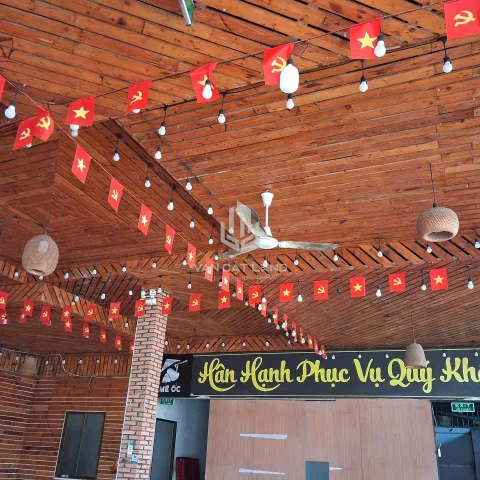 🏪 CHO THUÊ MẶT BẰNG 2 MẶT TIỀN ĐỐI DIỆN CHỢ RẠCH DỪA – DT 240M² – GIÁ 22 TRIỆU/THÁNG 🏪