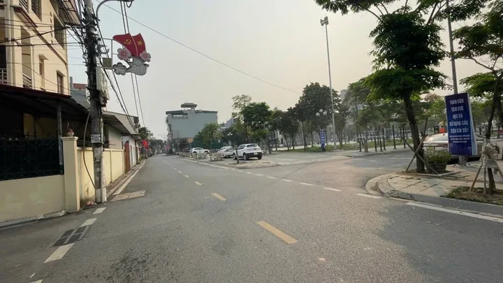 Cắt  lỗ  mảnh đất 90m full thổ cư â