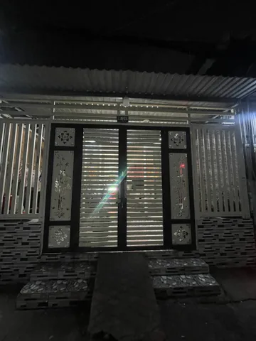 Nhà 139 chiến lược p.bình trị đông q.bình tân 
DT : 5*14 70m vuông cấp 4 / 2 phòng ngủ / 1WC .Hương đông
Giấy tờ mua bán tay vi bằng