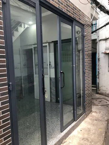 🆘LƯU Ý: ZALO NÀY CHỈ CHIA SẼ TIN TỰ ĐỘNG VÀ CHẠY QC KO ONLINE ĐỂ TRẢ LỜI TIN NHẮN ĐC NÊN ACE KB ZALO CHÍNH HOẶC GỌI : 0777012660
Nhà đã sửa xong mới hoàn toàn cửa thông thoáng chỉ việc xách vali vào ở  
Kết cấu 2 lầu góc 2 mặt hẻm thoáng mát 
Cách 2 că