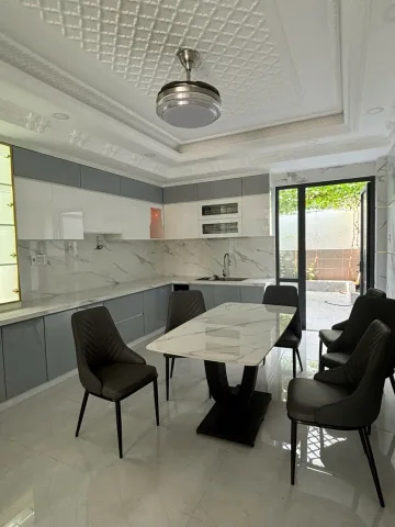 NHÀ MỚI ĐẸP KHU PHÂN LÔ - VỪA Ở VỪA KINH DOANH - GIÁ TỐT NHẤT KHU - ĐƯỜNG NHỰA 8M CÓ LỀ