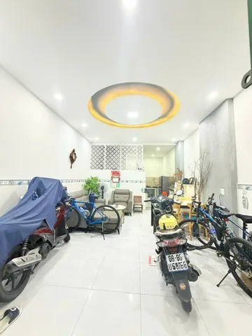 bán nhà  hẻm 737 lạc long quân,p.10, tân bình,tphcm