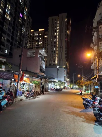 BÁN ĐẤT TẶNG NHÀ VÕ VĂN KIỆT – DT 120M² – NGANG 6M – CHỈ 6,8 TỶ (G53)