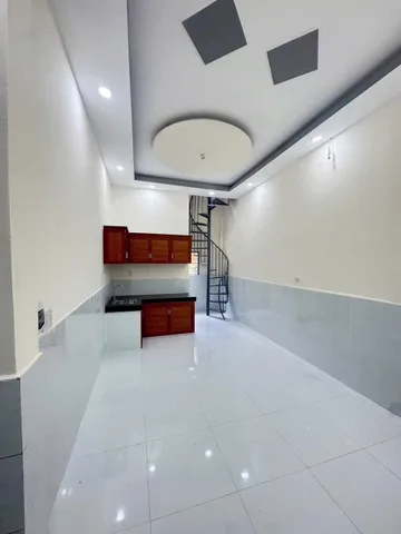 Nhà đúc 2 tầng kiên cố 1/ Hương Lộ 80 ngay hội quán Khu Công Nghiệp Vĩnh Lộc A