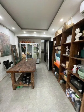 Cho thuê nhà MP Yên Lãng, Đống Đa 40,M x 4T giá 25 triệu KD CẢ HÀNG ĂN