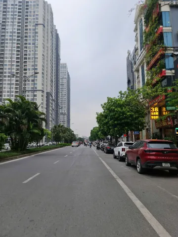 CHO THUÊ LÔ GÓC THƯƠNG MẠI TRẦN HỮU DỰC 220m