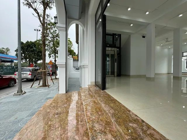 Biệt Thự Lô Góc Sa Đôi 210m² – Thang Máy Nhập Khẩu – Nội Thất Đẳng Cấp