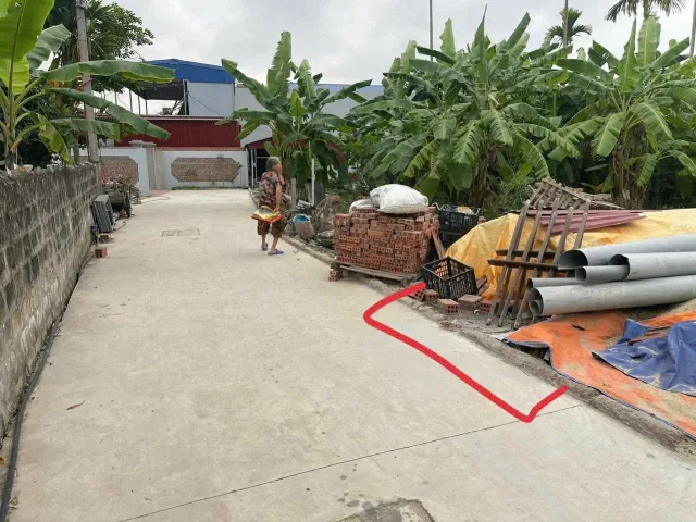🆘🆘🆘 CHỦ BÁN LÔ ĐẤT HOA ĐỘNG – GIÁ CHỈ 1.4XX TỶ .l/h:076.231.9990 em Thuý

📍 Vị trí đẹp tại Hoa Động
📐 Diện tích: 72m²
🛣️ Ngõ rộng 3m, ô tô ra vào thuận tiện
🏫 Gần trường học, chợ, khu dân cư đông đúc
🌳 Thích hợp an cư hoặc đầu tư lâu dài
🌎 Hướng na