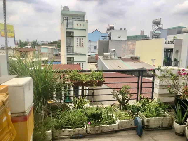 Bán nhà ngay ngã tư Bảy Hiền, Trường Chinh - 4 tầng - 33m2 - 5x tỷ