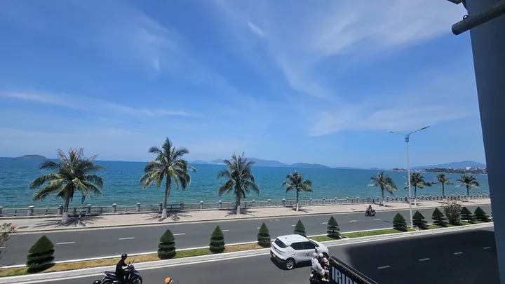 Bán khách sạn mặt biển Trần Phú Nha Trang