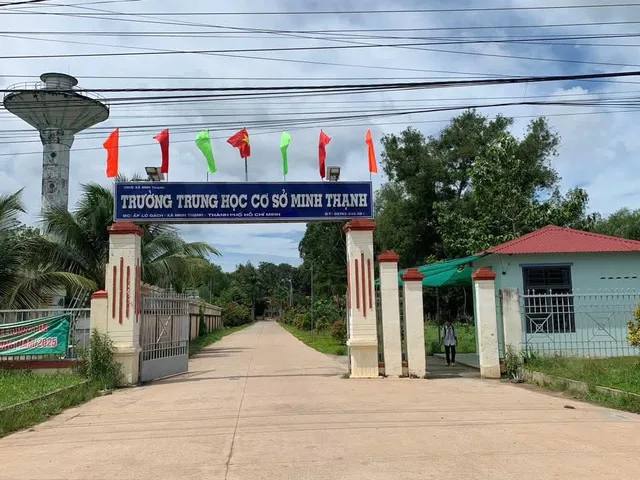 Chủ gửi gấp 1 cặp liền kề với giá rẻ nhất trong phân khúc, cùng vị trí. Mặt tiền đường nhựa liên huyện, kinh doanh ngay,...