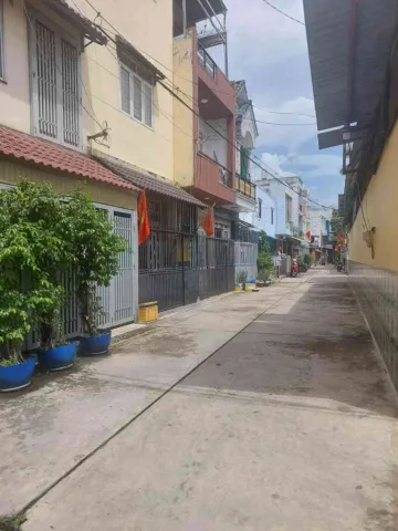 Bán nhà 2 tầng liên khu 5-6 Bình Tân
