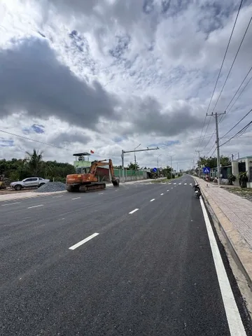 980 triệu / 95,9m2 - Đất nền mặt đường HL15 mở rộng LG32m - phường Tân Triều - Thành phố Đồng Nai