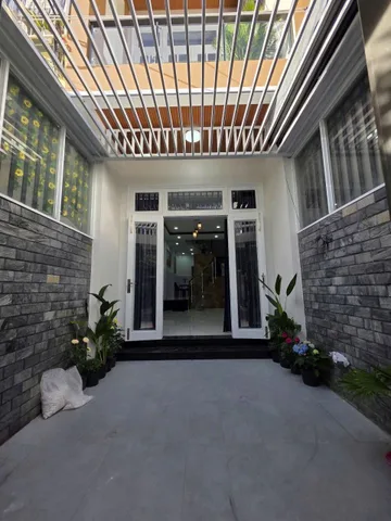 👉 “Nhà Mặt Tiền Gần Chợ Xóm Mới, Vừa Ở Vừa Có Dòng Tiền – NHÀ MẶT ĐƯỜNG VÕ TRỨ – GẦN CHỢ XÓM MỚI – TRUNG TÂM NHA TRANG