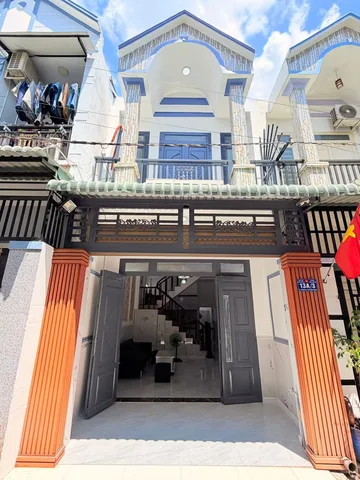 Bán Nhà Sổ Chung 1 trệt 1 Lầu Ngay P.Thuận Giao Tp HCM