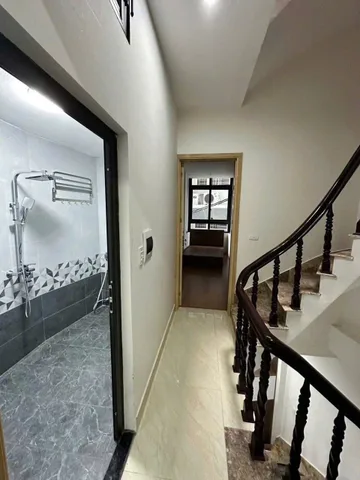 Cho Thuê Nhà Hào Nam 45M² 4 Tầng 5 Ngủ - Nội Thất CB - Giá Thuê 16tr