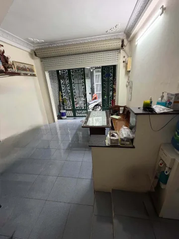Nhà bán - Đướng Bùi thị Xuân P 2 - Tân Bình - DT : 40 m2 - 5 lầu - Hẻm xe hơi ! Giá 7,7 tỷ