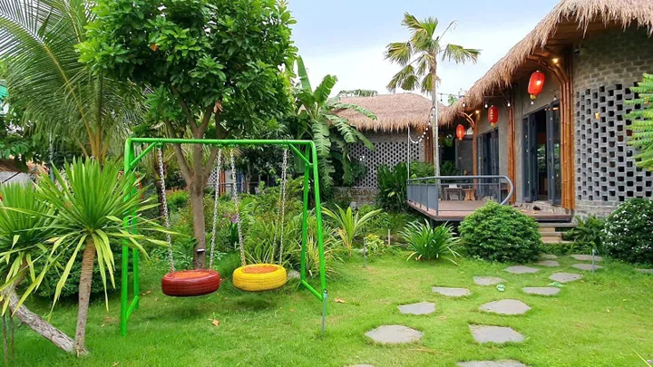 BÁN NHÀ VƯỜN NGHỈ DƯỠNG MẶT TIỀN LONG CHIẾN – 877M² – GIÁ CHỈ 8.5 TỶ