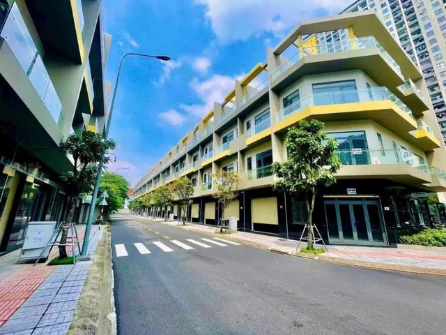 🔥bán đất và cơ hội đầu tư nhà phố tân uyên 1 trệt 2 lầu sân thượng🔥