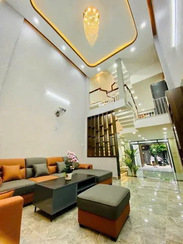 Xoay tiền bán nhà Hoàng Bật Đạt, Tân Bình. DT 56m², giá 2 tỷ 350tr sổ hồng riêng