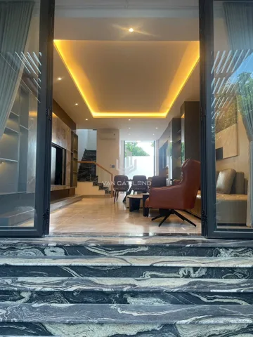 🔥 TỌA ĐỘ VÀNG KHU PHỐ TÂY: MẶT TIỀN PHAN CHU TRINH P.2 VŨNG TÀU – 126M² HƯỚNG ĐÔNG NAM MÁT MẺ – NHÀ 3 TẦNG HOÀN CÔNG FULL NỘI THẤT – SÁT BIỂN BÃI SAU – GIÁ 13.5 TỶ 🔥