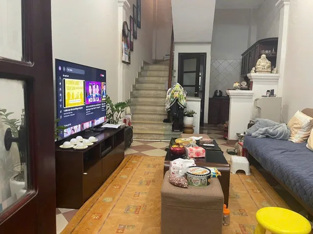 Cho Thuê Nhà Ngõ Văn Chương 32M² 4 Tầng 3 Ngủ, Full Đồ,WC Khép Kín - Giá Thuê 12tr