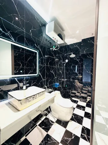 Chính chủ gửi bán nhà xây độc lập, sân cổng tại đường Đà Nẵng, ngõ rộng