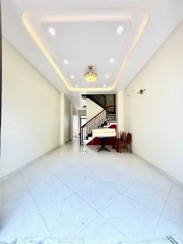 Bán nhà linh xuân - Thủ Đức - gần Đường số 8