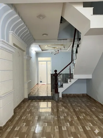 Bán nhà 4 tầng đường Vườn Lài, An Phú Đông, Quận 12. DT 65m2, hẻm 8m có lề, 4PN, 6WC, ô tô trong nhà, sổ hồng hoàn công đầy đủ