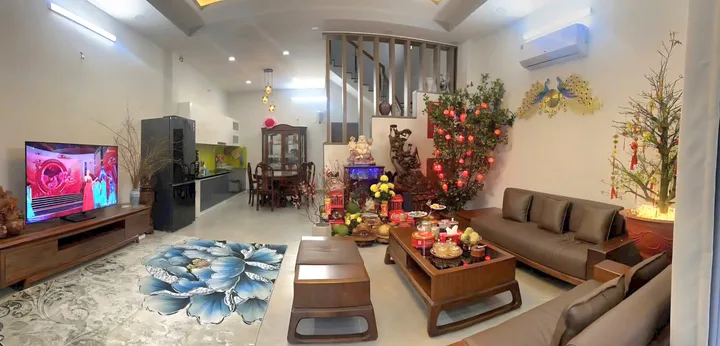 BÁN NHÀ ĐẸP CẠNH TÂ.N KỲ TÂN QUÝ - HẺM XE HƠI - ( 5.6X16M )