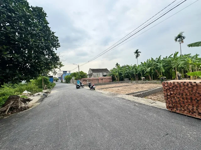 06.2026. bán lô đất 63m2 mặt đường nhựa 7m. Hợp Thành, giá 1,15 tỷ. liên hệ 0362558882