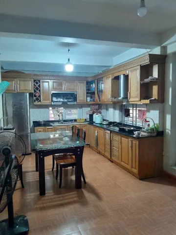 Cho thuê nhà nguyên căn ngõ 55 Hoàng Hoa Thám, Ba Đình
DT 35m x 6 tầng, 3 ngủ,4VS-ô tô đỗ cửa