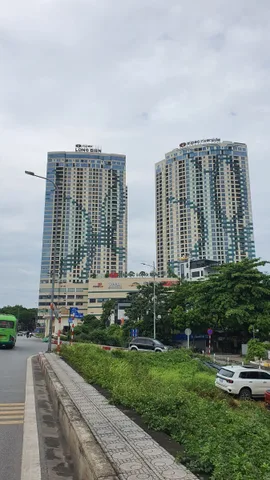 Phân lô Nguyễn Văn Cừ gara o tô sổ cất két giao nhà ngay