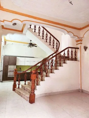 Cho thuê nhà ngõ 57 Phố Đông Thiên, Phường Vĩnh Hưng, Quận Hoàng Mai, Hà Nội
Diện tích ; 50 m² x 3 tầng 8,5tr/1tháng