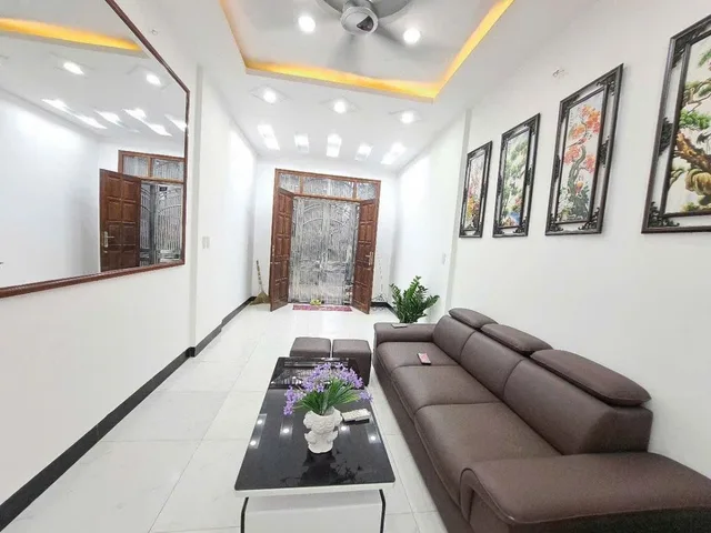 Bán nhà Đại Từ, sđcc, ko quy hoạch, dt 40mx4t, mới đẹp ở ngay giá 9.35 tỷ