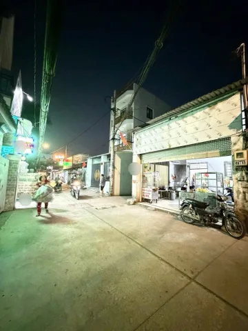 Nhà Bình Thành, 5x20m, Hẻm Xe Tải 8m, 105m2, Thu nhập 12tr5/tháng, Ngay Bờ Kè - Khu Tái Định Cư Q5