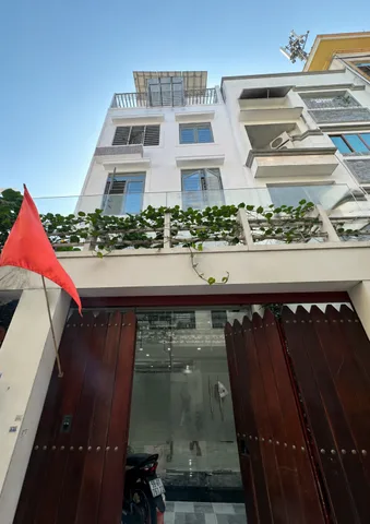 Cơ hội sở hữu nhà phố đẳng cấp 6 x 15m 1 trệt 5 lầu thang máy trung tâm Sài Gòn