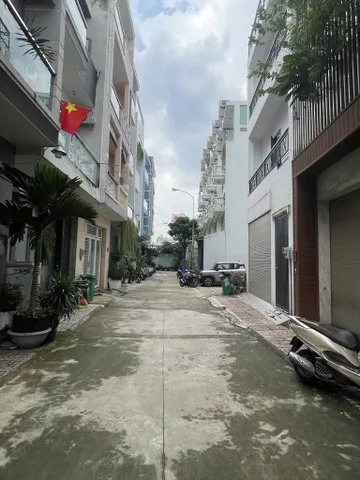 NHÀ BÁN 3 tầng Phường Bình Hưng Hòa ,Bình Tân
