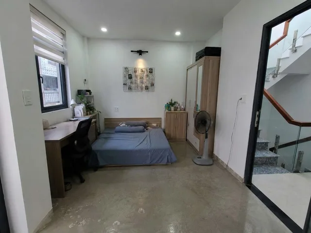 BÁN NHÀ 3 TẦNG NGÔ CHÍ QUỐC KHU PHÂN LÔ ĐỒNG BỘ, Ô TÔ ĐẬU CỬA, HÀNG NÀY BÁN RẤT NHANH