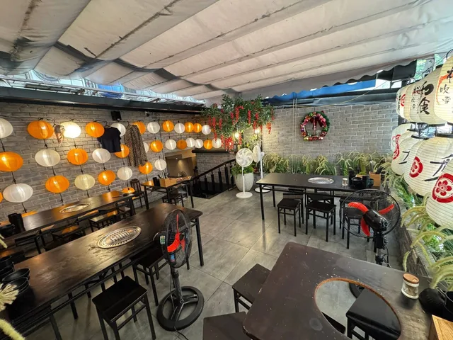 🚨 HẠ GIÁ SỐC 6.8 TỶ – NHÀ 3 TẦNG KINH DOANH BUFFET ĐỈNH CAO, MẶT NGÕ CHỢ ĐỒNG XA, MAI DỊCH 🚨