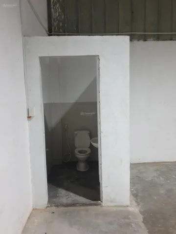 200 nghìn/m² $$ Cho thuê kho 2000m2 đường Cộng Hòa ngay sân bay Tân Sơn Nhất, cont 40 vào kho, bảo vệ kho 24/24