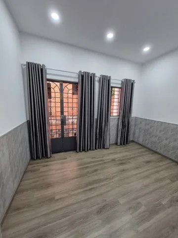 NHÀ LẠC LONG QUÂN _ TT Q TÂN BÌNH , HẼM BA GÁC THÔNG, 40M2, GIÁ  CHỈ 5 TỶ